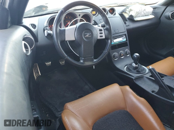 2005 Nissan 350Z Touring z VIN JN1AZ36A15M756659, wystawiony jako Copart lot #75458384 z przebiegiem 101 489 mil mil oraz Szkoda całkowita • Salvage title. Historia ofert i sprzedaży dostępna na DreamBid. Obrazek 8.