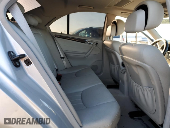 2006 Mercedes-Benz C 230 Sport с VIN WDBRF56H06F728986, выставлен на аукционе Copart как лот 44363785 с пробегом 75 321 миль миль и Списание • Salvage title. История ставок и продаж доступна на DreamBid. Изображение 10.
