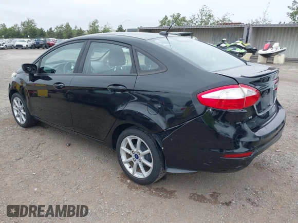 2016 Ford Fiesta SE z VIN 3FADP4BJ6GM107996, wystawiony jako IAAI lot #42433173 z przebiegiem 61 302 mil mil oraz . Historia ofert i sprzedaży dostępna na DreamBid. Obrazek 3.