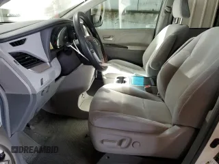 2017 Toyota Sienna LE Auto Access Seat with VIN 5TDKZ3DC4HS810857, listed as a Copart auction lot 51301465 with 150,138 mi miles and Salvage Title. Bid and sale history available at carsss.com. Image 7.