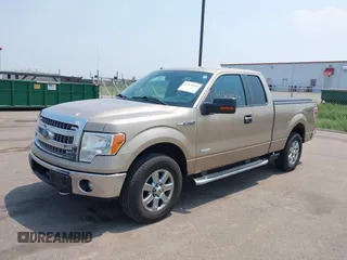 2013 Ford F-150 XL z VIN 1FTFX1ET8DFB90728, wystawiony jako IAAI lot #42474399 z przebiegiem 175 385 mil mil oraz . Historia ofert i sprzedaży dostępna na DreamBid. Obrazek 2.
