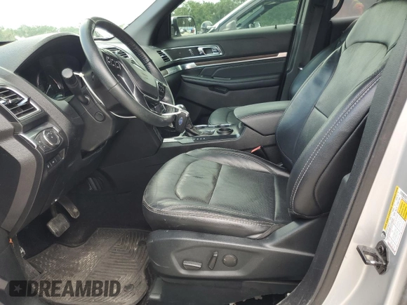 2019 Ford Explorer Limited z VIN 1FM5K7F89KGB41564, wystawiony jako Copart lot #63763385 z przebiegiem 140 847 mil mil oraz Nie do naprawy • Non repairable. Historia ofert i sprzedaży dostępna na DreamBid. Obrazek 7.