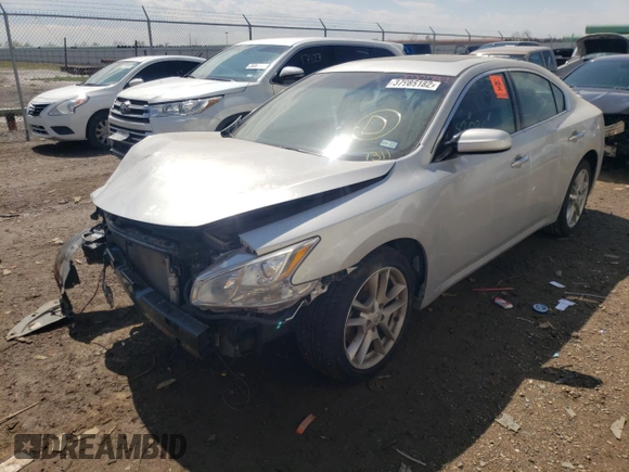 2011 Nissan Maxima SV z VIN 1N4AA5AP8BC867311, wystawiony jako Copart lot #52435182 z przebiegiem 82 036 mil mil oraz Szkoda całkowita • Salvage title. Historia ofert i sprzedaży dostępna na DreamBid. Obrazek 2.