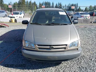 2000 Toyota Sienna LE with VIN 4T3ZF13C5YU227631, listed as a IAAI auction lot 42173057 with 154,152 mi miles and . Bid and sale history available at DreamBid. Image 12.