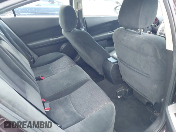 2010 Mazda 6 i Touring Plus z VIN 1YVHZ8CH7A5M28512, wystawiony jako IAAI lot #42447945 z przebiegiem 195 073 mil mil oraz . Historia ofert i sprzedaży dostępna na DreamBid. Obrazek 8.