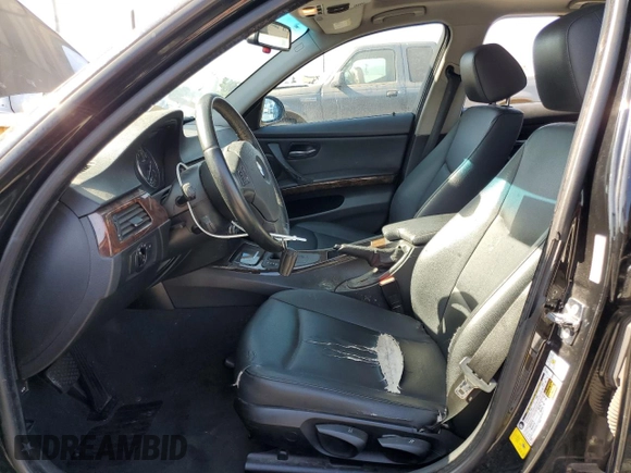 2008 BMW 3 Series 328i with VIN WBAVC535X8FZ86242, listed as a Copart auction lot 61445535 with 171,359 mi miles and Clean title. Bid and sale history available at DreamBid. Image 7.