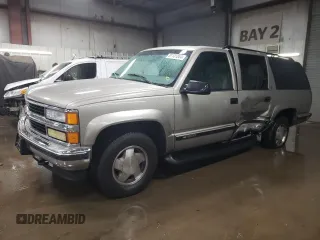 1999 Chevrolet Suburban z VIN 1GNFK16R5XJ342829, wystawiony jako Copart lot #81131284 z przebiegiem 533 542 mil mil oraz Szkoda całkowita • Salvage title. Historia ofert i sprzedaży dostępna na DreamBid. Obrazek 1.