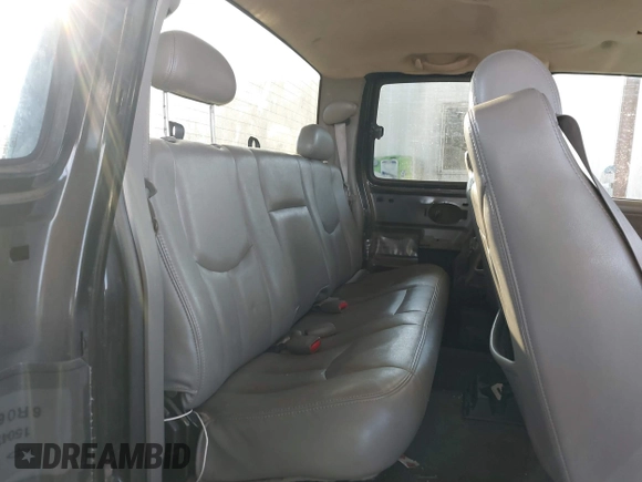 2003 Chevrolet Silverado 1500 LS с VIN 2GCEK19T431132402, выставлен на аукционе IAAI как лот 41278893 с пробегом 167 312 миль миль и . История ставок и продаж доступна на DreamBid. Изображение 8.