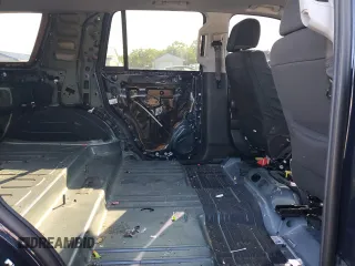 2018 GMC Yukon SLT Standard Edition with VIN 1GKS2DKC4JR396601, listed as a Copart auction lot 68227074 with 163,340 mi miles and Clean Title. Bid and sale history available at carsss.com. Image 11.