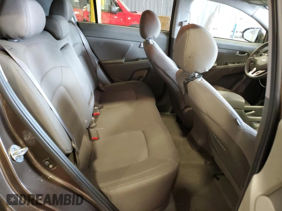2012 Kia Sportage LX with VIN KNDPB3A28C7331687, listed as a Copart auction lot 60219055 with 87,591 mi miles and Salvage title. Bid and sale history available at DreamBid. Image 11.