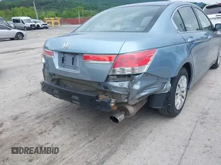 2011 Honda Accord LX z VIN 1HGCP2F30BA041152, wystawiony jako IAAI lot #42340472 z przebiegiem 185 370 mil mil oraz . Historia ofert i sprzedaży dostępna na DreamBid. Obrazek 6.