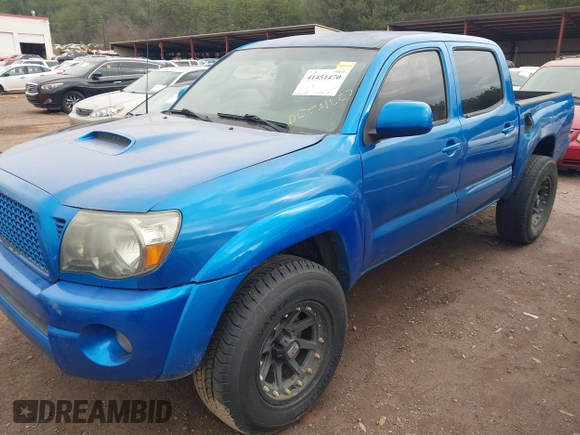 2009 Toyota Tacoma PreRunner with VIN 3TMJU62N89M086883, listed as a IAAI auction lot 41451470 with 226,002 mi miles. Bid and sale history available at carsss.com. Image 2.