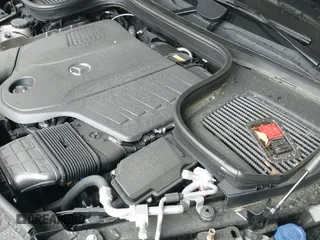 2025 Mercedes-Benz GLE 450 with VIN 4JGFD5KB7SB319795, listed as a IAAI auction lot 42284819 with 3,711 mi miles and . Bid and sale history available at DreamBid. Image 20.