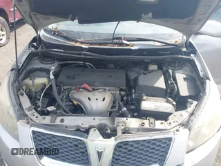 2009 Pontiac Vibe 1SB z VIN 5Y2SP67039Z432930, wystawiony jako IAAI lot #41951405 z przebiegiem 211 339 mil mil oraz . Historia ofert i sprzedaży dostępna na DreamBid. Obrazek 10.