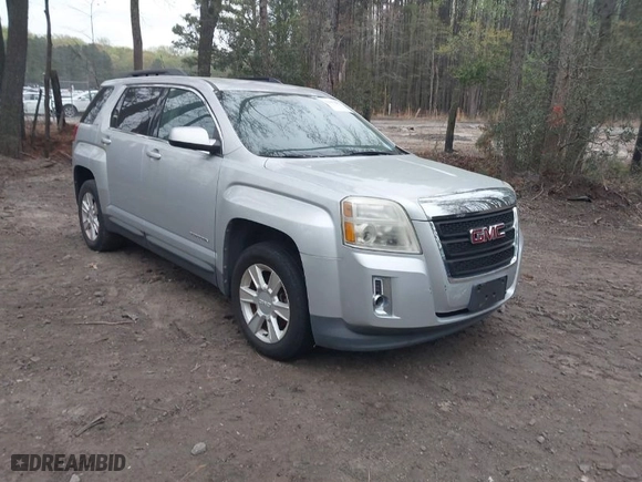 2011 GMC Terrain SLE-2 with VIN 2CTALSEC8B6428195, listed as a IAAI auction lot 41957022 with 118,735 mi miles. Bid and sale history available at carsss.com. Image 1.