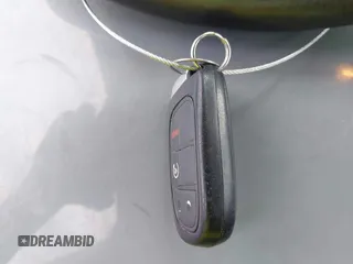 2017 Jeep Cherokee Limited с VIN 1C4PJLDB7HW610561, выставлен на аукционе IAAI как лот 42629863 с пробегом 82 180 миль миль и . История ставок и продаж доступна на DreamBid. Изображение 11.