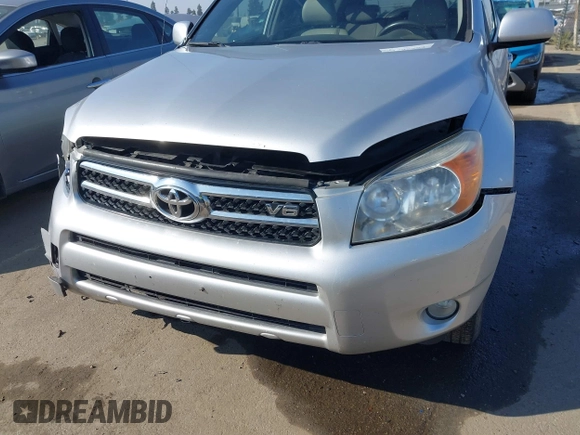 2007 Toyota RAV4 Limited with VIN JTMBK31V475020697, listed as a IAAI auction lot 41403464 with 221,299 mi miles. Bid and sale history available at carsss.com. Image 17.