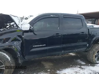 2017 Toyota Tacoma SR5 with VIN 5TFCZ5ANXHX061031, listed as a IAAI auction lot 41218297 with Not Provided miles and . Bid and sale history available at DreamBid. Image 13.