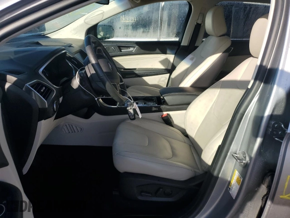 2020 Ford Edge Titanium с VIN 2FMPK3K98LBA15799, выставлен на аукционе Copart как лот 46196085 с пробегом Не указан миль и На запчасти • Non repairable. История ставок и продаж доступна на DreamBid. Изображение 7.