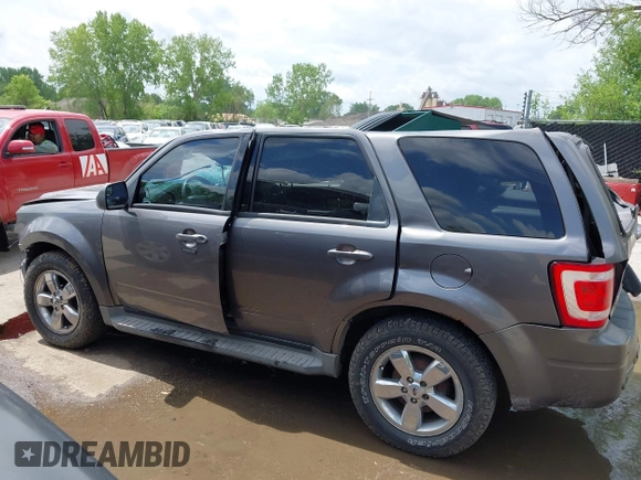 2010 Ford Escape Limited с VIN 1FMCU0E76AKC66681, выставлен на аукционе IAAI как лот 42168260 с пробегом 254 930 миль миль и . История ставок и продаж доступна на DreamBid. Изображение 15.