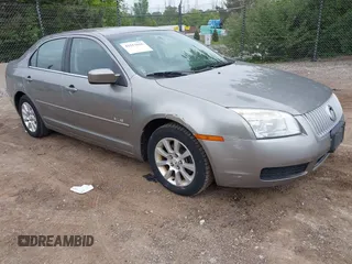 2008 Mercury Milan with VIN 3MEHM07158R649714, listed as a IAAI auction lot 42513695 with 131,801 mi miles and . Bid and sale history available at DreamBid. Image 1.