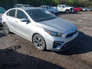2020 Kia Forte LXS with VIN 3KPF24AD4LE241083, listed as a IAAI auction lot 41869110 with 155,631 mi miles. Bid and sale history available at carsss.com. Image 1.