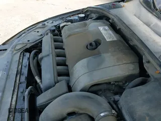 2008 Volvo XC70 with VIN YV4BZ982181039174, listed as a IAAI auction lot 43319329 with 210,982 mi miles and . Bid and sale history available at DreamBid. Image 13.