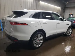 2017 Jaguar F-Pace 35t Prestige with VIN SADCK2BV6HA899484, listed as a Copart auction lot 42520425 with 34,422 mi miles and Salvage Title. Bid and sale history available at DreamBid. Image 3.