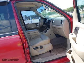 2005 Ford Expedition Eddie Bauer with VIN 1FMPU175X5LA40873, listed as a IAAI auction lot 42017353 with 216,737 mi miles. Bid and sale history available at carsss.com. Image 5.