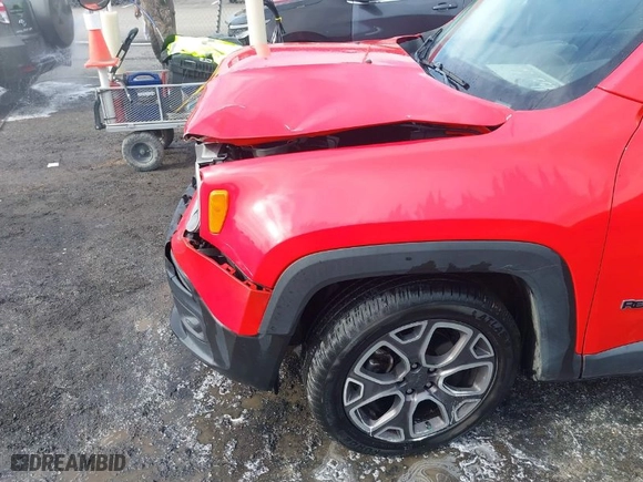 2016 Jeep Renegade Limited with VIN ZACCJADT4GPD65094, listed as a IAAI auction lot 41364080 with 133,737 mi miles. Bid and sale history available at carsss.com. Image 17.