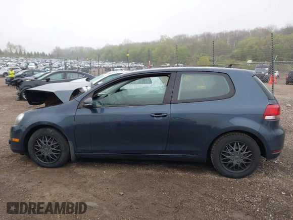 2011 Volkswagen Golf TDI z VIN WVWBM7AJ9BW255338, wystawiony jako IAAI lot #42179064 z przebiegiem 113 489 mil mil oraz . Historia ofert i sprzedaży dostępna na DreamBid. Obrazek 13.
