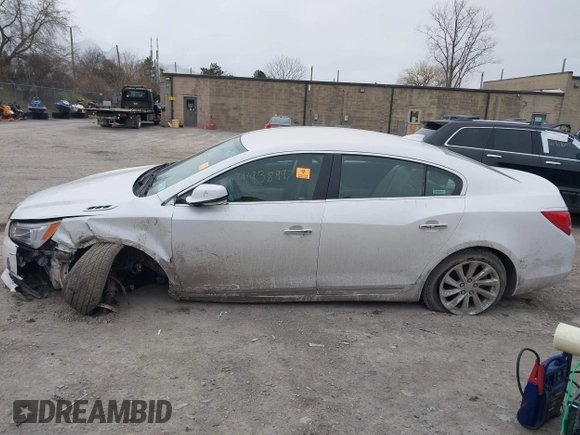 2015 Buick LaCrosse Leather with VIN 1G4GB5G36FF182472, listed as a IAAI auction lot 41938997 with 86,955 mi miles. Bid and sale history available at carsss.com. Image 15.