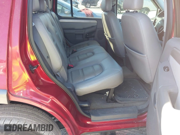 2004 Ford Explorer XLT z VIN 1FMZU63W64ZA67102, wystawiony jako IAAI lot #40683557 z przebiegiem 169 233 mil mil oraz . Historia ofert i sprzedaży dostępna na DreamBid. Obrazek 8.