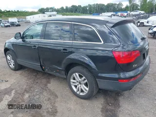 2009 Audi Q7 with VIN WA1AY74L19D016945, listed as a IAAI auction lot 39480989 with 149,769 mi miles and . Bid and sale history available at DreamBid. Image 3.
