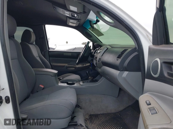 2008 Toyota Tacoma with VIN 5TEUU42N28Z531007, listed as a IAAI auction lot 41743306 with 92,105 mi miles and . Bid and sale history available at DreamBid. Image 5.