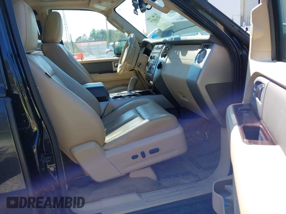 2012 Ford Expedition XLT с VIN 1FMJU1J5XCEF63648, выставлен на аукционе IAAI как лот 42145577 с пробегом 165 196 миль миль и . История ставок и продаж доступна на DreamBid. Изображение 5.