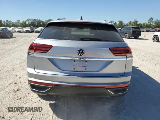 2022 Volkswagen Atlas SE with VIN 1V2JC2CA9NC230068, listed as a Copart auction lot 77862374 with 37,343 mi miles and Salvage title. Bid and sale history available at DreamBid. Image 6.