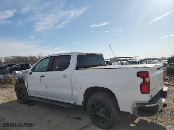 2022 Chevrolet Silverado 1500 LTD LT with VIN 3GCUYDET5NG217129, listed as a Copart auction lot 48421395 with 28,043 mi miles and Salvage Title. Bid and sale history available at carsss.com. Image 2.