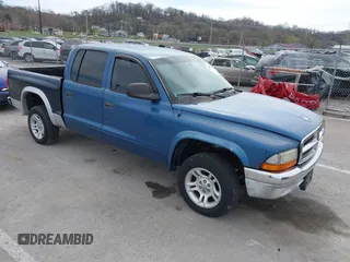 2004 Dodge Dakota SLT with VIN 1D7HG48NX4S585546, listed as a IAAI auction lot 41836690 with 191,735 mi miles. Bid and sale history available at carsss.com. Image 1.