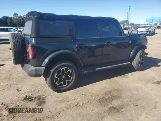 2023 Ford Bronco with VIN 1FMDE5BHXPLA82939, listed as a Copart auction lot 81402454 with 23,392 mi miles and Salvage Title. Bid and sale history available at DreamBid. Image 3.