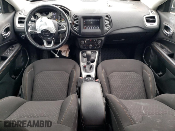 2020 Jeep Compass Sport с VIN 3C4NJDAB7LT165576, выставлен на аукционе Copart как лот 57212025 с пробегом 57 212 миль миль и Списание • Salvage title. История ставок и продаж доступна на DreamBid. Изображение 8.