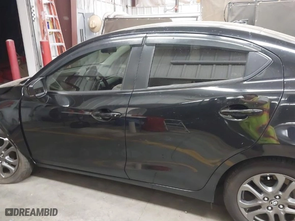 2019 Toyota Yaris Sedan L with VIN 3MYDLBYV5KY517129, listed as a IAAI auction lot 41714683 with NaN miles. Bid and sale history available at carsss.com. Image 14.