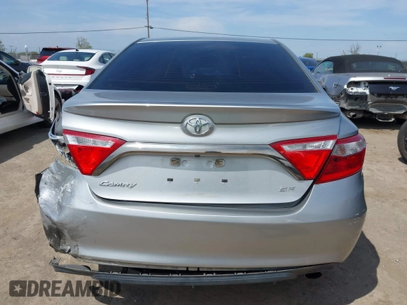 2015 Toyota Camry XLE with VIN 4T1BF1FK6FU086644, listed as a IAAI auction lot 42034189 with 154,861 mi miles and . Bid and sale history available at DreamBid. Image 16.