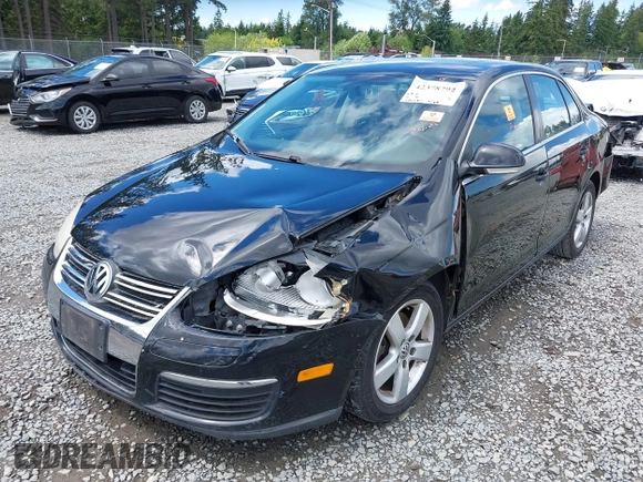 2009 Volkswagen Jetta SE с VIN 3VWRZ71KX9M128808, выставлен на аукционе IAAI как лот 42378792 с пробегом 215 537 миль миль и . История ставок и продаж доступна на DreamBid. Изображение 17.