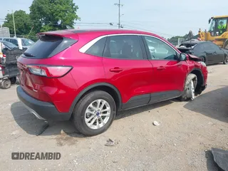 2021 Ford Escape SE with VIN 1FMCU9G63MUA92215, listed as a IAAI auction lot 42439963 with 15,063 mi miles and . Bid and sale history available at DreamBid. Image 4.