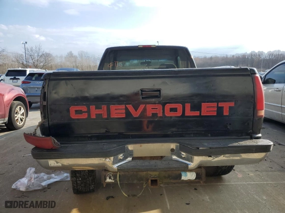 1994 Chevrolet C/K 2500 with VIN 2GCFK29K8R1315568, listed as a Copart auction lot 82931554 with 295,467 mi miles and Salvage Title. Bid and sale history available at carsss.com. Image 6.