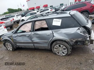 2009 Subaru Outback Limited с VIN 4S4BP85C594327775, выставлен на аукционе IAAI как лот 42183442 с пробегом 117 213 миль миль и . История ставок и продаж доступна на DreamBid. Изображение 15.