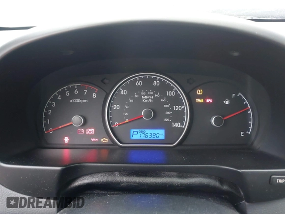 2010 Hyundai Elantra GLS z VIN KMHDU4AD0AU016204, wystawiony jako IAAI lot #41864460 z przebiegiem 176 390 mil mil oraz . Historia ofert i sprzedaży dostępna na DreamBid. Obrazek 7.