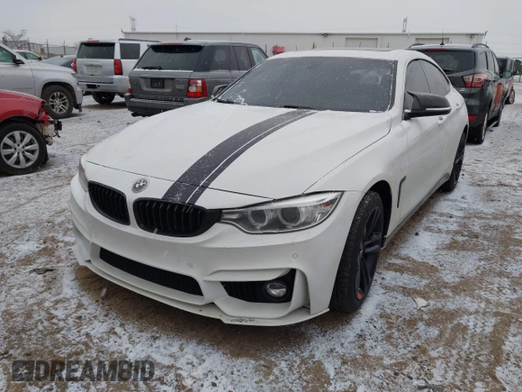 2017 BMW 4 Series 430i xDrive z VIN WBA4F9C54HG791712, wystawiony jako IAAI lot #41554381 z przebiegiem 106 013 mil mil oraz . Historia ofert i sprzedaży dostępna na DreamBid. Obrazek 2.