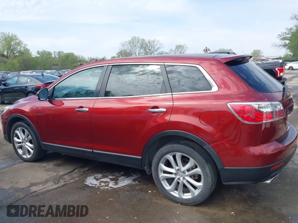 2011 Mazda CX-9 Grand Touring z VIN JM3TB2DA6B0310296, wystawiony jako IAAI lot #42022744 z przebiegiem 163 889 mil mil oraz . Historia ofert i sprzedaży dostępna na DreamBid. Obrazek 14.